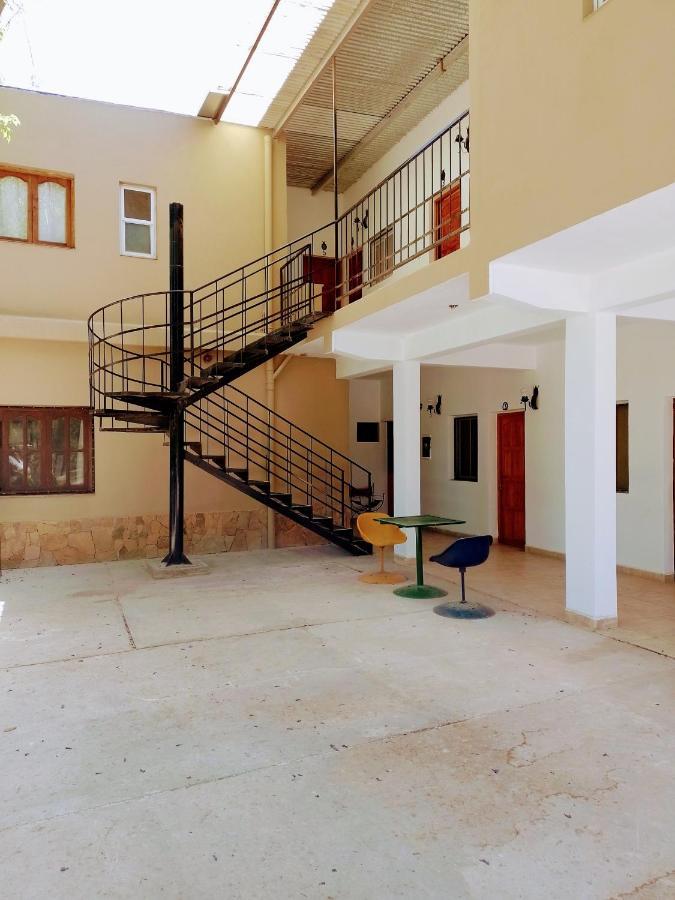 Hostal Los Faroles Chicoana Eksteriør billede