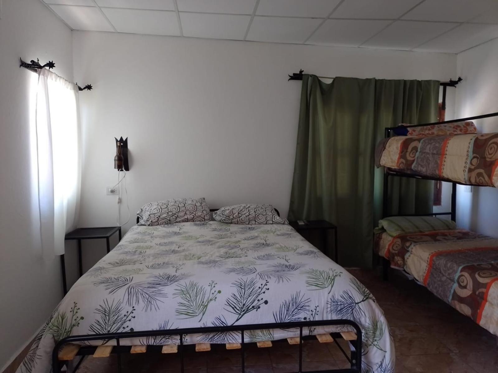 Hostal Los Faroles Chicoana Eksteriør billede
